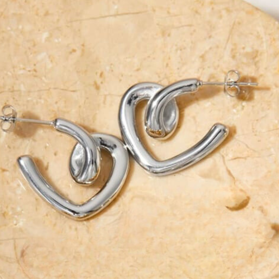 Pendiente de corazón abierto - Plata / Stud / Tendencia