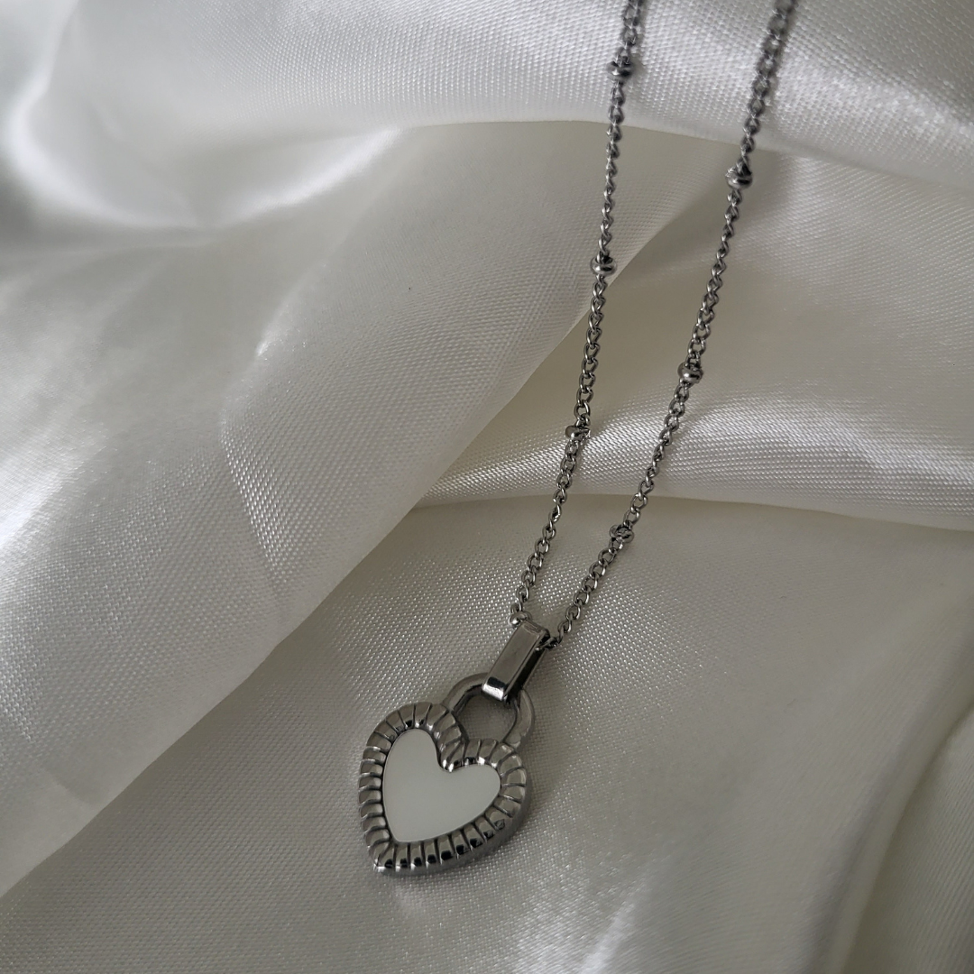 Duo Necklace - Black Heart / White Heart / Double Sided